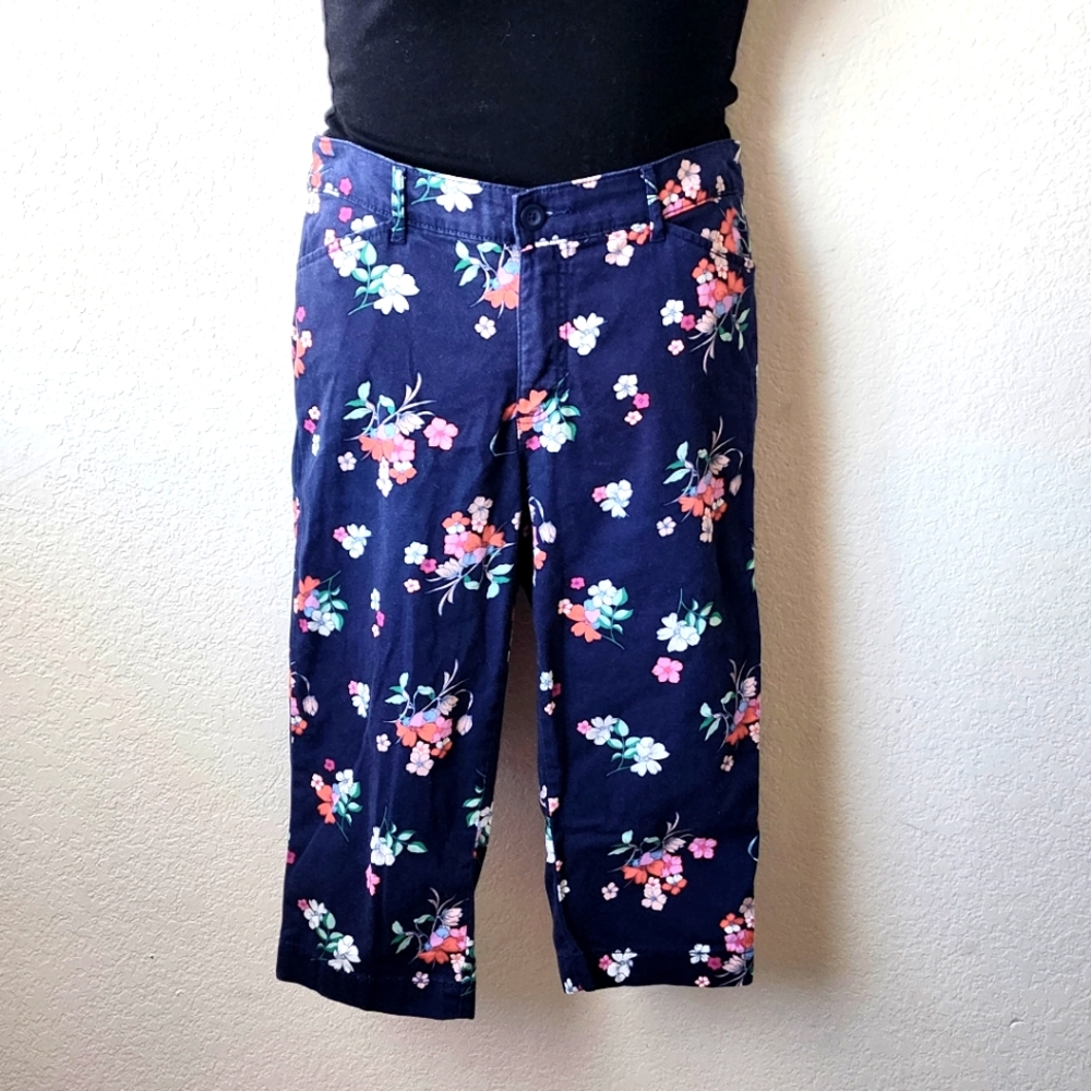St Johns Bay Women Cropped Navy Floral Capris Mid Rise Size 12